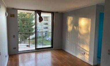 FyC vende excelente departamento en central condominio de Curauma