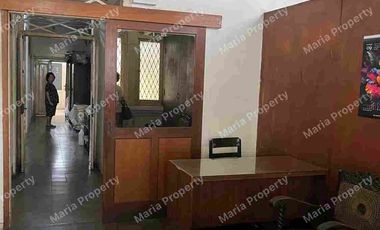 dijual rumah usaha di tengah kota