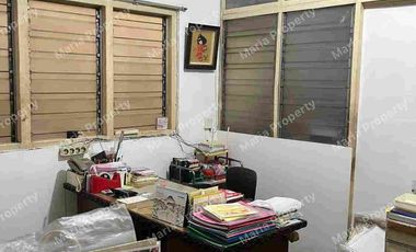 dijual rumah usaha di tengah kota