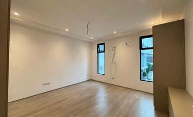 5 BEDROOMS TOWNHOUSE FOR SALE IN BF HOMES PARANAQUE CITY