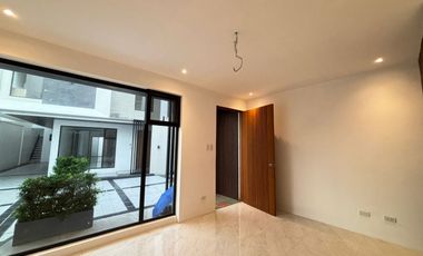 5 BEDROOMS TOWNHOUSE FOR SALE IN BF HOMES PARANAQUE CITY