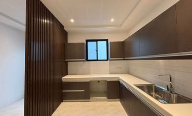 FURNISHED 5 BEDROOMS TOWNHOUSE FOR SALE IN BF HOMES PARANAQUE