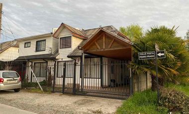 SE VENDE BONITA CASA