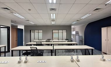 Office for Rent at RDTX Square 210 M2 Furnished Near MRT Benhil Acces