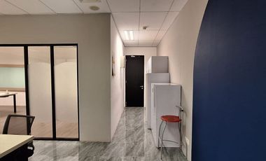 Office for Rent at RDTX Square 210 M2 Furnished Near MRT Benhil Acces