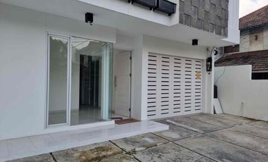 Disewakan Rumah di Tebet Timur Dalam