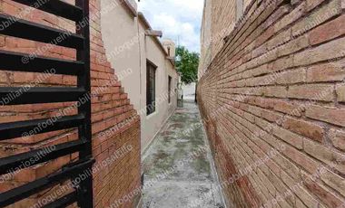 VENTA DE CASA ZONA CENTRO SALTILLO, COAH. DE UNA SOLA PLANTA