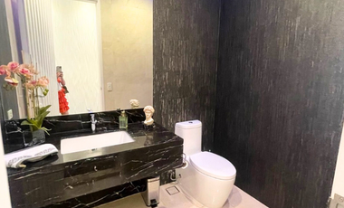 3 BEDROOM UNIT FOR SALE IN TRUMP TOWER, KALAYAAN POBLACION, MAKATI CITY