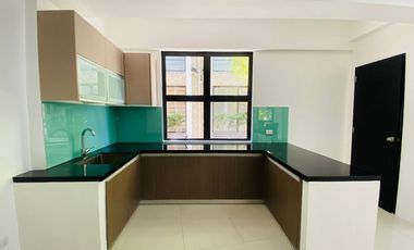 FOR LEASE Townhouse in Benitez Courtyard, San Juan City