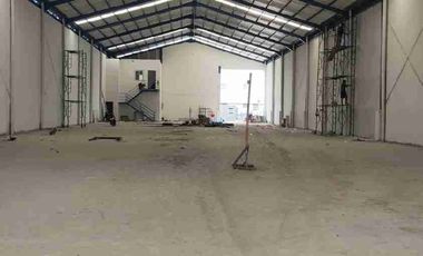 Disewakan Gudang Baru di Deltasilicon 3 luas 1.710m² akses conteiner