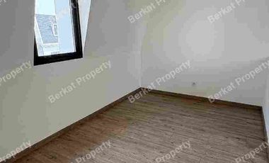 Disewakan  Metland Cakung