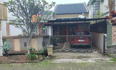 DIJUAL MURAH Rumah di Komplek Katumiri Cihanjuang