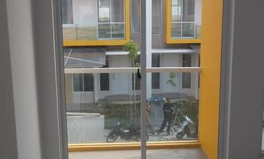 Disewakan Rumah 2 Lantai Siap Huni dicluster Australia Green Lake City