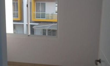 Disewakan Rumah 2 Lantai Siap Huni dicluster Australia Green Lake City