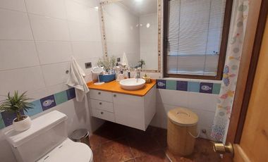 Acogedora casa en parcela en centro de Chicureo