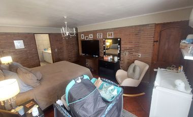 Acogedora casa en parcela en centro de Chicureo