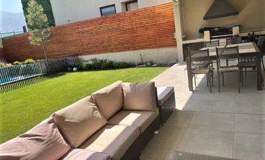 Preciosa e impecable casa en Canquen Norte