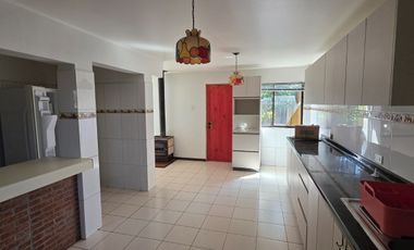 Amplia casa en San Pedro de la Paz