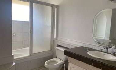 Casa en Renta Satélite, Factible Uso de Suelo Comercial.