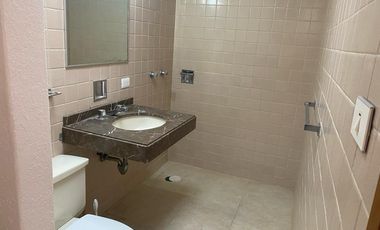 Casa en Renta Satélite, Factible Uso de Suelo Comercial.