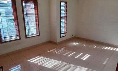 Termurah! Rumah di Komplek Mitra Residence Antapani