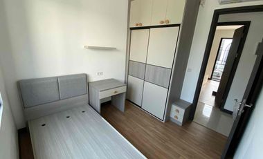 Dijual rumah full furnished di BSD