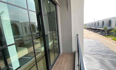 Dijual rumah full furnished di BSD