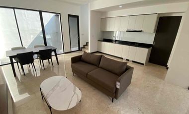 Dijual rumah full furnished di BSD