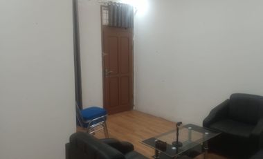 DISEWAKAN RUMAH LUAS COCOK UNTUK TEMPAT TINGGAL,KANTOR,USAHA,GUDANG,HARGA TERMURAH NEGO SAMPAI JADI