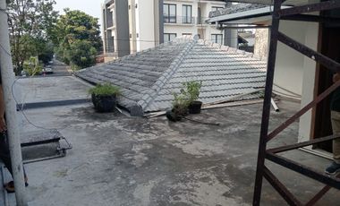 DISEWAKAN RUMAH LUAS COCOK UNTUK TEMPAT TINGGAL,KANTOR,USAHA,GUDANG,HARGA TERMURAH NEGO SAMPAI JADI