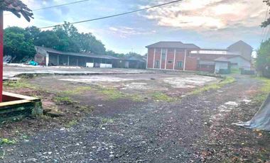 TANAH SHM LEBAR MUKA 140 METER DEKAT PINTU TOL TEGAL