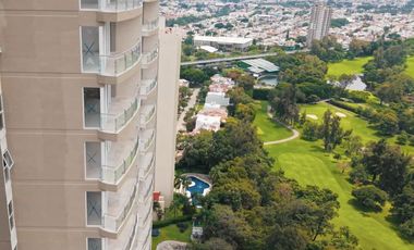 Penthouse exclusivo Piso 32 y 33 vista franca a Guadalajara Country Club, 675.24 m2 + 177.24 de terraza.