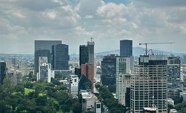 Penthouse exclusivo Piso 32 y 33 vista franca a Guadalajara Country Club, 675.24 m2 + 177.24 de terraza.