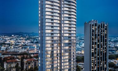 Penthouse exclusivo Piso 32 y 33 vista franca a Guadalajara Country Club, 675.24 m2 + 177.24 de terraza.