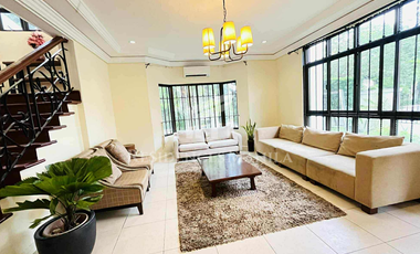 BF Homes Parañaque Executive Village Enclave Two-Storey Classico-Modern Corner House with 4 BRs for Sale
