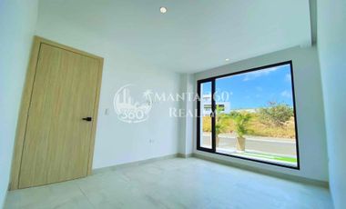 Venta de casa dúplex con vista al mar en Ciudad del Mar, Manta, Ecuador