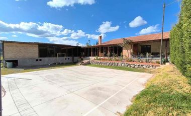 Casa de Campo con amplio Terreno