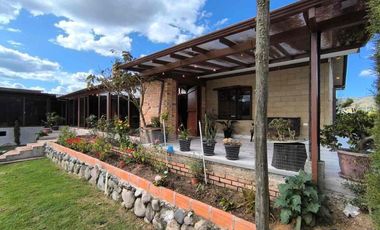 Casa de Campo con amplio Terreno