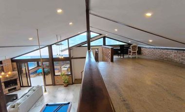 Casa de Campo con amplio Terreno