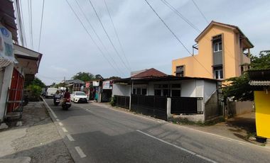 Rumah Ruko Rukan 3 Lantai Pinggir Jalan Sogiri Dekat TOL Tanah Baru Siap Huni