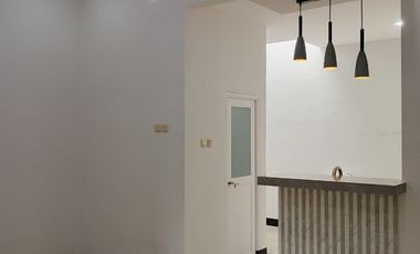 BARU RENOV dan STRATEGIS Pinggir Jalan Nasional Ir. Juanda TRANSMART