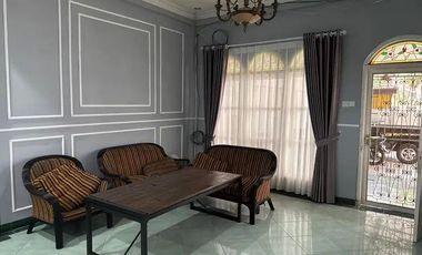 Rumah sewa pejaten luas 400m2 dekat stasiun pasar minggu Jaksel