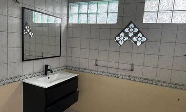 Rumah sewa pejaten luas 400m2 dekat stasiun pasar minggu Jaksel