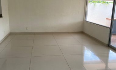 Hermosa residencia en renta en club de golf Valle Escondido