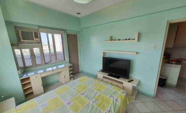 Manila Executive Regency -- Fully Furnished 2BR with Balcony near Robinsons Malate and Ermita