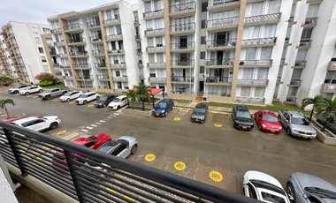 Apartamento en el conjunto ocarro- amarilo