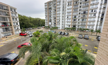 Apartamento en el conjunto ocarro- amarilo