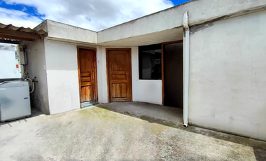 Casa Ambato - Ciudadela el recreo, Av. Doce de Ncalle, Ambato, Ecuador