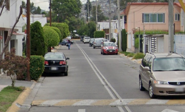 CASA EN VENTA EN VALLE DORADO