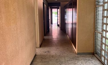 Casa en Renta en Ladrón de Guevara Guadalajara – Ideal para Oficinas, Consultorios o Notaría